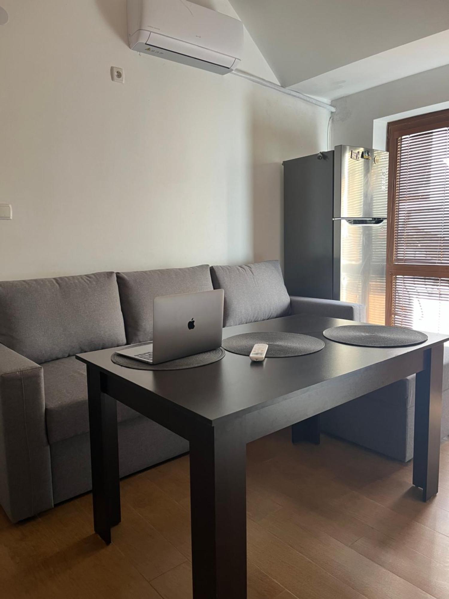 En-Suite Rooms: Novа Guesthouse In Sofia Center Buitenkant foto