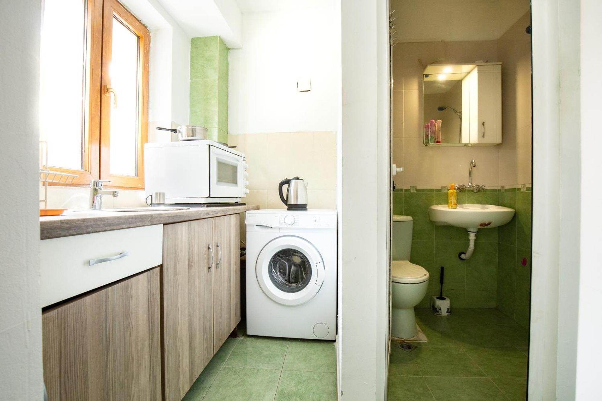 En-Suite Rooms: Novа Guesthouse In Sofia Center Buitenkant foto