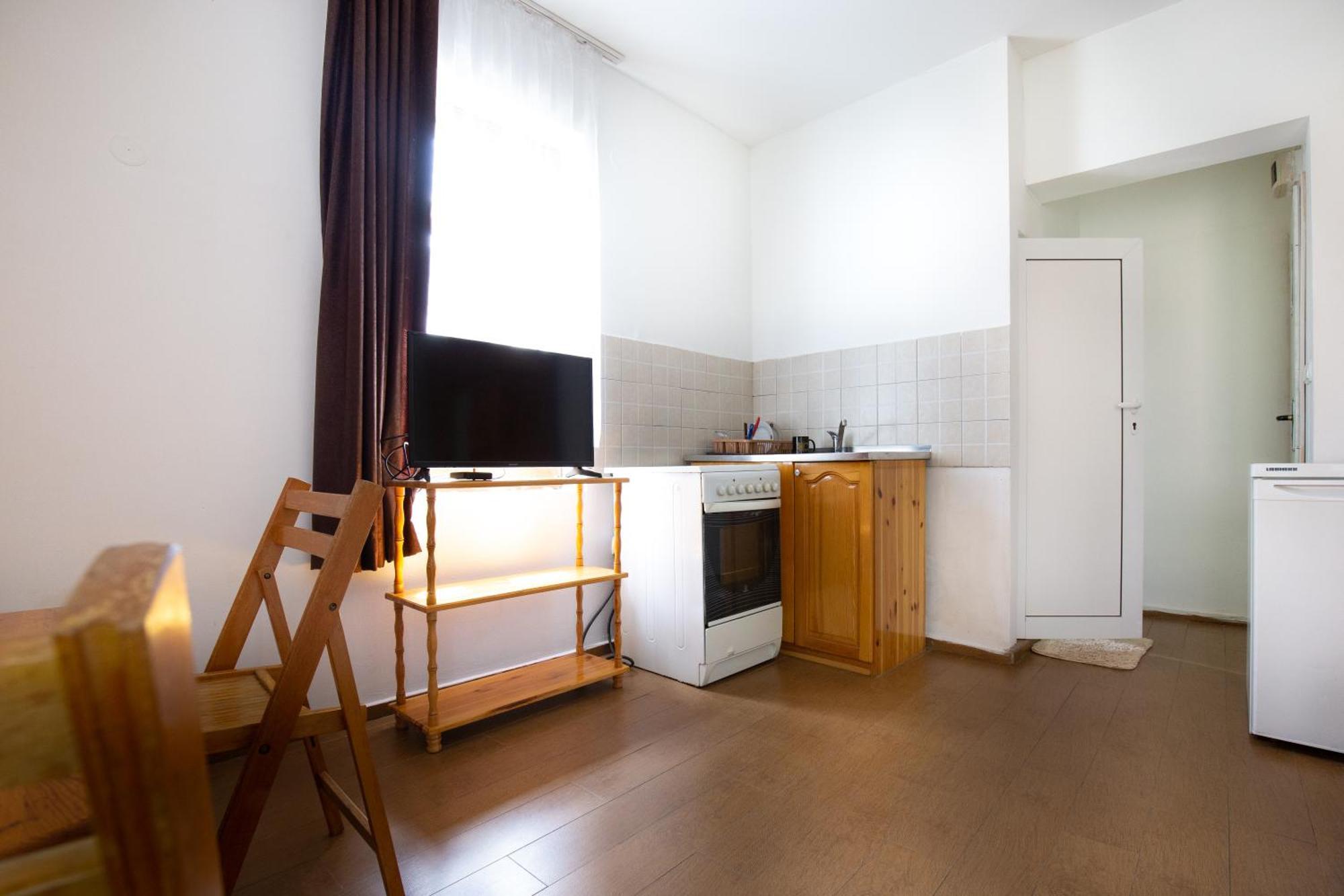 En-Suite Rooms: Novа Guesthouse In Sofia Center Buitenkant foto