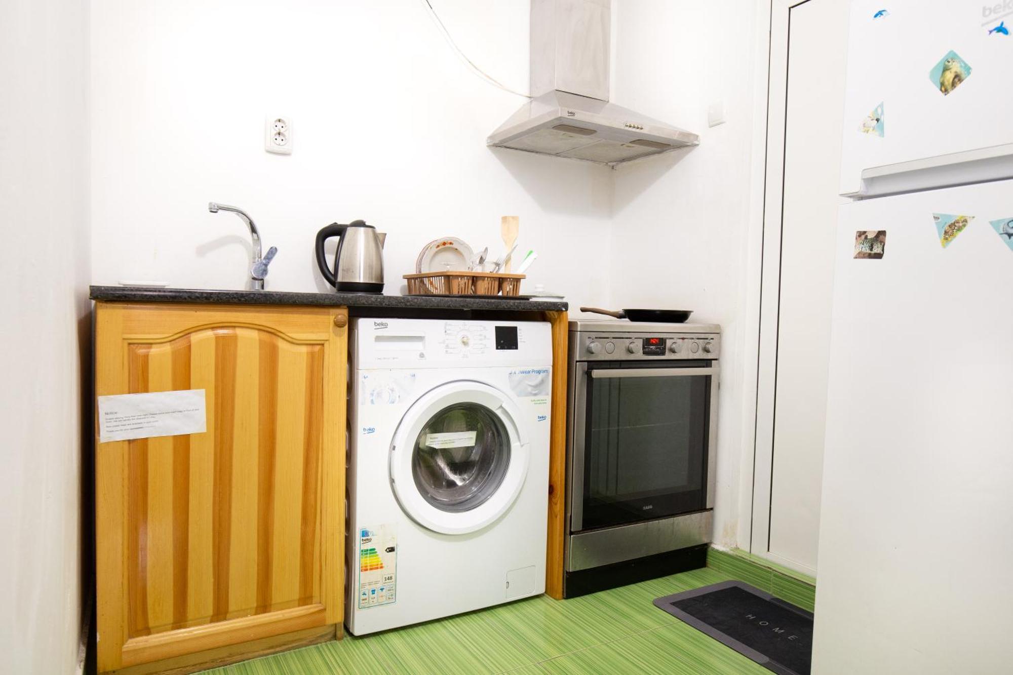 En-Suite Rooms: Novа Guesthouse In Sofia Center Buitenkant foto
